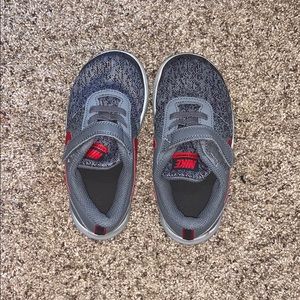 Toddler Nike size 10
